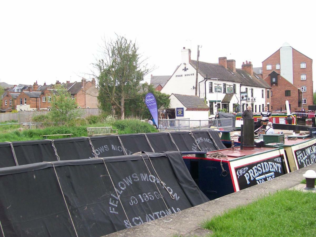 Fergies Canal Side Cottage ウォリック エクステリア 写真