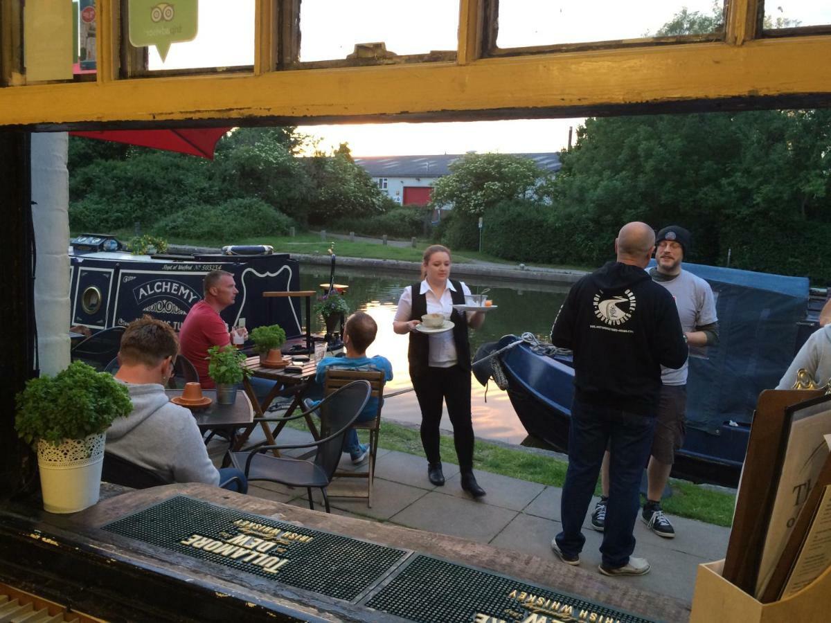 Fergies Canal Side Cottage ウォリック エクステリア 写真